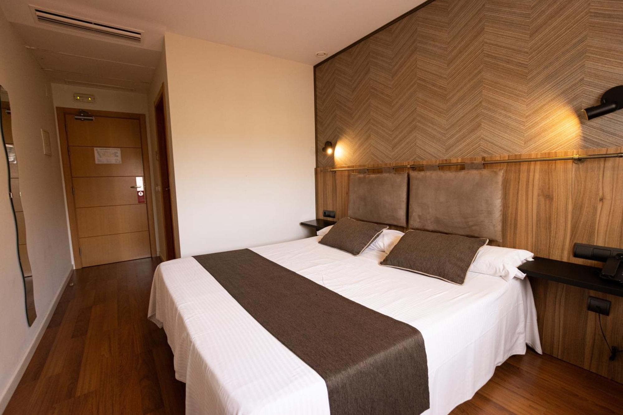 Gce Hoteles Малага Экстерьер фото
