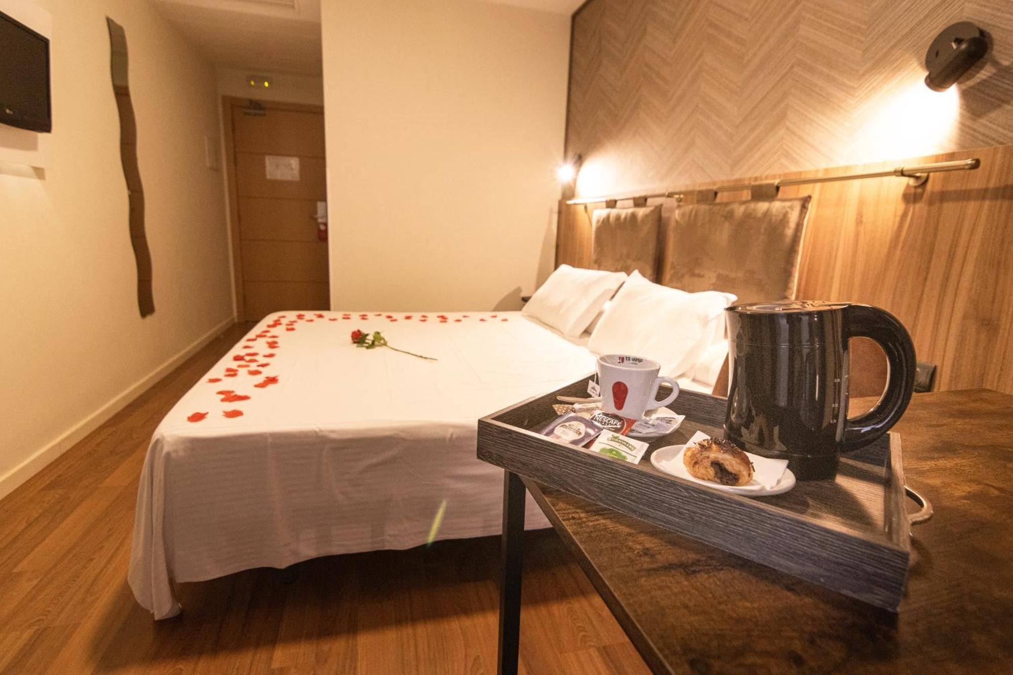 Gce Hoteles Малага Экстерьер фото