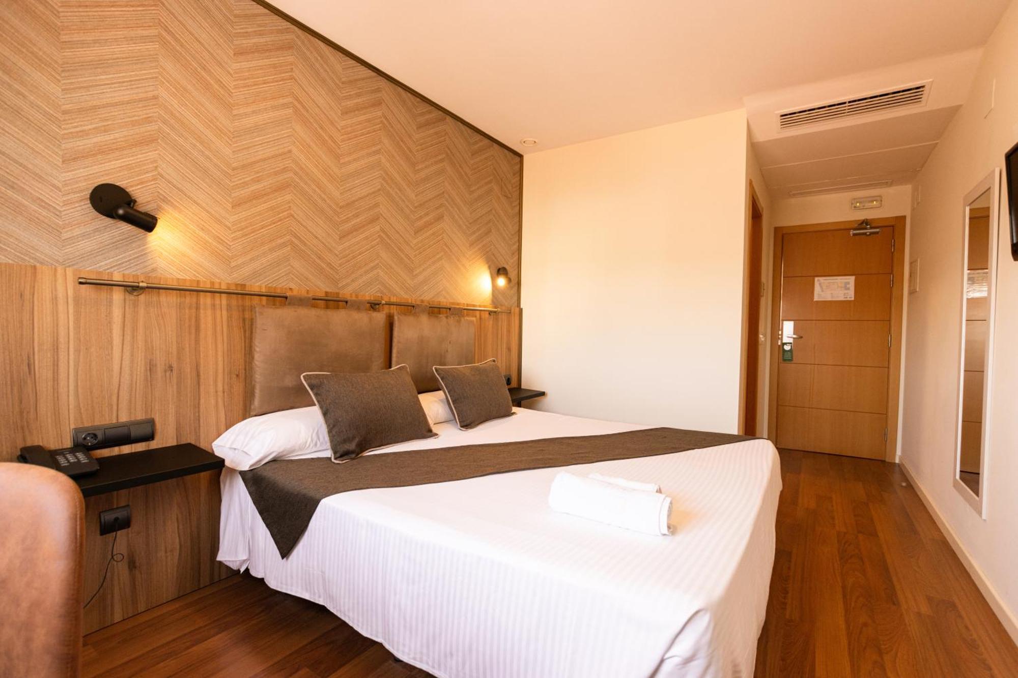 Gce Hoteles Малага Экстерьер фото